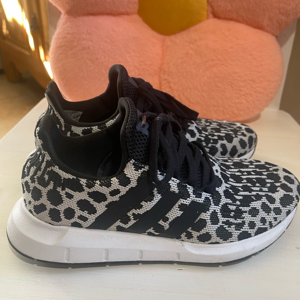 Adidas womans Leopard Print Black and White Sneakers